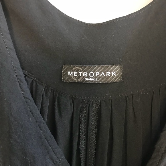 ⚠️⬇️Metropark asymmetrical deep v tank - Picture 4 of 6